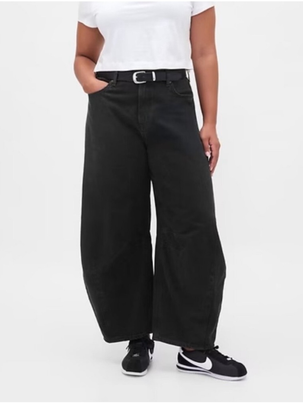 NWT GAP Black Wash High Rise Ultra Soft Horseshoe Jeans - size 35 815617